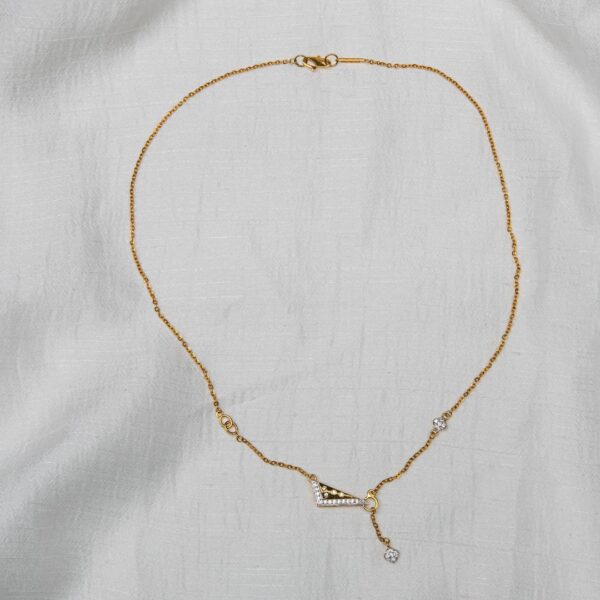 Triangluar Tug A Tote Yellow gold 18kt Necklace