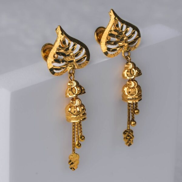 Dazzle &Shimmer Jhumki Earings