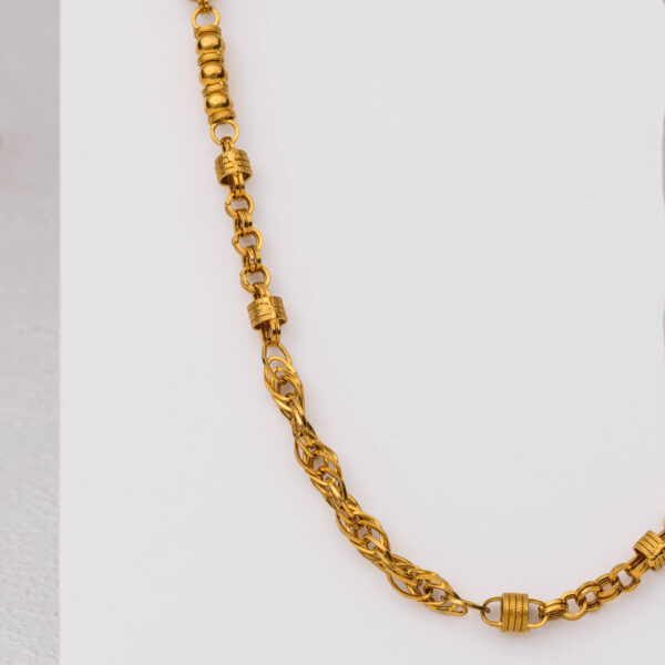 Rugged Men's Gold Chain